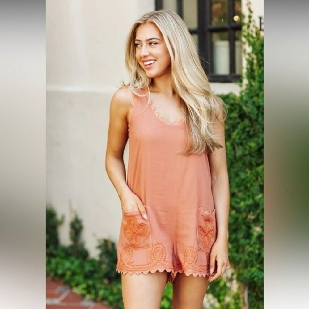 J.Marie Collections womens The Austin Romper S, M, L Burnt Orange scalloped - Picture 3 of 6